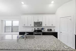 3920 Madison Ln, Denton, TX 76208 - Photo 13