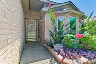 8128 Broken Arrow Rd, Fort Worth, TX 76137 - Photo 3