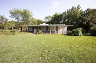 15960 Four Oaks Dr, Kemp, TX 75143 - Photo 1