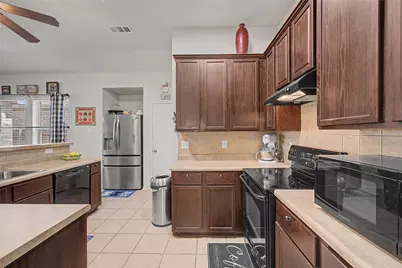 9225 Comanche Ridge Drive, Fort Worth, TX 76131 - Photo 7