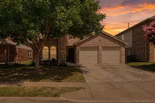 9225 Comanche Ridge Dr, Fort Worth, TX 76131 - Photo 1