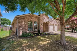 9225 Comanche Ridge Dr, Fort Worth, TX 76131 - Photo 3
