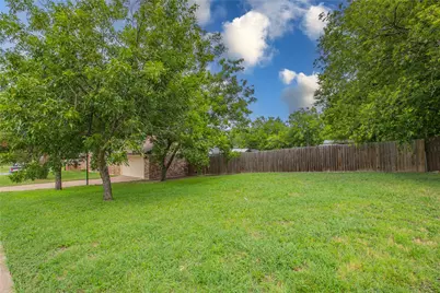1311 Glenhaven Drive, Cleburne, TX 76033 - Photo 23