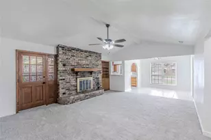 1311 Glenhaven Dr, Cleburne, TX 76033 - Photo 7