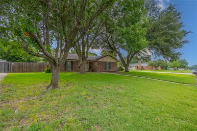 1311 Glenhaven Drive, Cleburne, TX 76033 - Photo 21