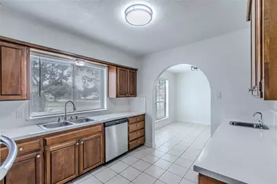1311 Glenhaven Drive, Cleburne, TX 76033 - Photo 7