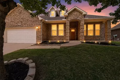 66 Lucas Lane, Edgecliff Village, TX 76134 - Photo 1