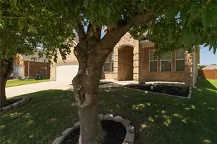 66 Lucas Ln, Edgecliff Village, TX 76134 - Photo 5
