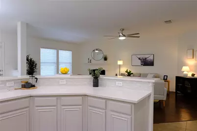 924 Lake Forest Trail, Little Elm, TX 75068 - Photo 7