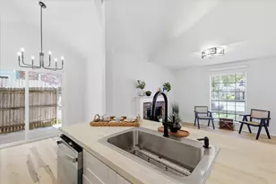 209 Rodeo Dr, Keller, TX 76248 - Photo 9