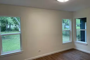 513 W Florence St, Denison, TX 75020 - Photo 9