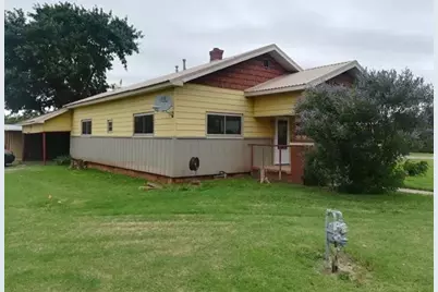 1101 N Main Street, Electra, TX 76360 - Photo 1