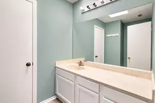 4432 Hulen Cir W, Fort Worth, TX 76133 - Photo 21