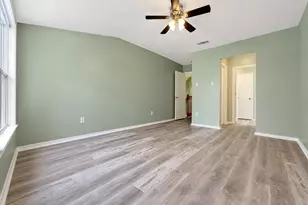 4432 Hulen Cir W, Fort Worth, TX 76133 - Photo 9