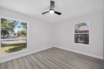 1110 Ryan Avenue, Carrollton, TX 75006 - Photo 9