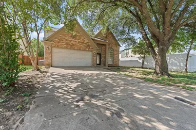 8005 Cloverglen Lane, Fort Worth, TX 76123 - Photo 3