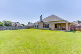 1140 Indigo Ln, Burleson, TX 76058 - Photo 37