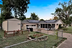 800 Patricia St, Irving, TX 75060 - Photo 27