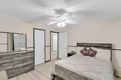 800 Patricia Street, Irving, TX 75060 - Photo 17