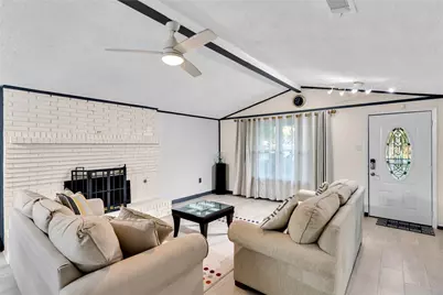 800 Patricia Street, Irving, TX 75060 - Photo 11