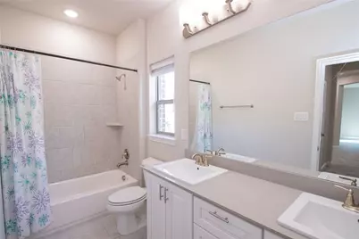 12709 Royal Oaks Lane, Farmers Branch, TX 75234 - Photo 15
