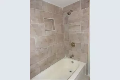 2717 Meadowstone Court, Carrollton, TX 75006 - Photo 17