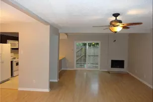 2717 Meadowstone Ct, Carrollton, TX 75006 - Photo 7