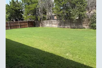 1012 Bessie, DeSoto, TX 75115 - Photo 17