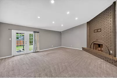 704 Levelland Drive, Arlington, TX 76017 - Photo 5
