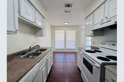 8109 Foxfire Lane, White Settlement, TX 76108 - Photo 9