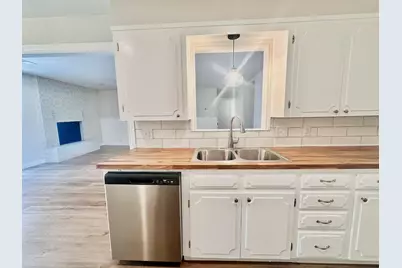 1717 Morningside Drive, Gainesville, TX 76240 - Photo 7