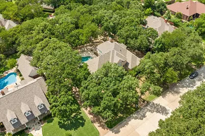 1004 Chimney Hill Trail, Southlake, TX 76092 - Photo 37