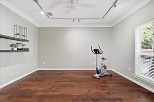 3111 Cedarplaza Ln, Dallas, TX 75235 - Photo 5