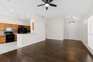 8810 Quail Ridge Dr, Rowlett, TX 75089 - Photo 5