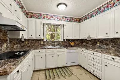 2641 Woodmont Circle, Waco, TX 76710 - Photo 15