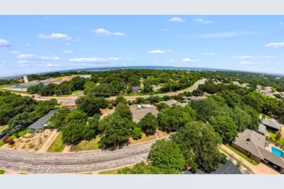 2641 Woodmont Circle, Waco, TX 76710 - Photo 37