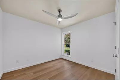 1019 Ridgeview Circle, Carrollton, TX 75007 - Photo 21