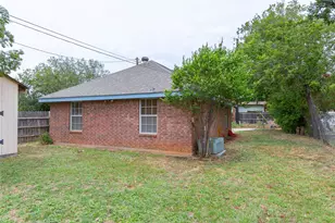 634 E North 16th St, Abilene, TX 79601 - Photo 29