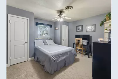 702 Preston Street, Bowie, TX 76230 - Photo 19