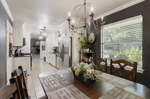 702 Preston St, Bowie, TX 76230 - Photo 25