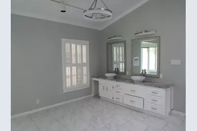 3300 Oakridge Lane, Waco, TX 76708 - Photo 11
