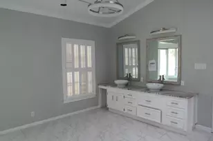 3300 Oakridge Ln, Waco, TX 76708 - Photo 11