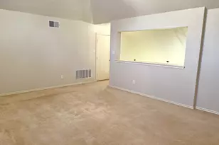 529 Continental Dr, Lewisville, TX 75067 - Photo 25