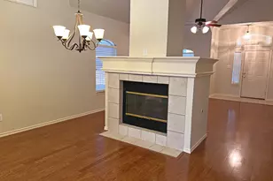 529 Continental Dr, Lewisville, TX 75067 - Photo 5
