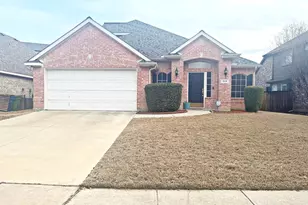 529 Continental Dr, Lewisville, TX 75067 - Photo 1