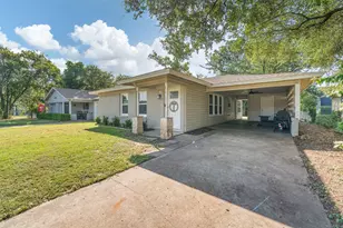 809 Phillips St, Cleburne, TX 76033 - Photo 3