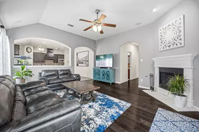 2660 Frances Lane, Little Elm, TX 75068 - Photo 5