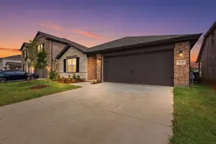 825 Birdie Dr, Little Elm, TX 75068 - Photo 1