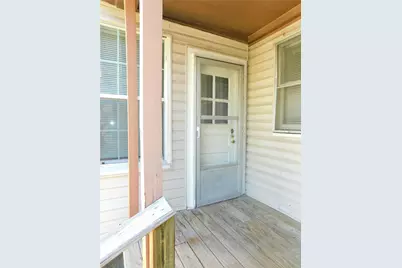 1611 N Locust Street, Denton, TX 76201 - Photo 17