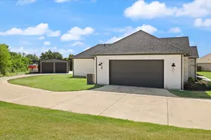 1028 Gatlin Cir, Springtown, TX 76082 - Photo 25